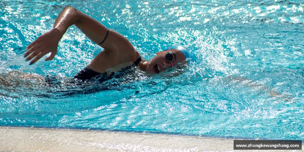 挑战自我，迈向更高的目标。